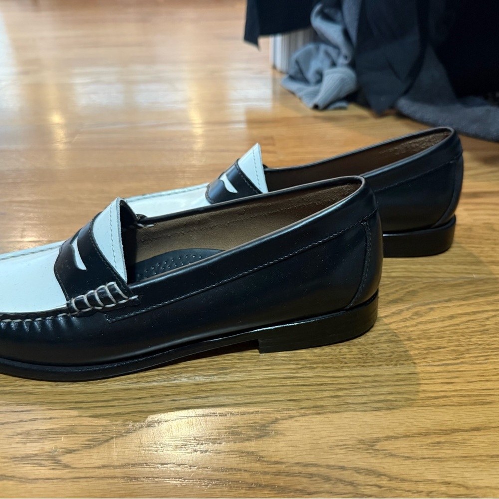 G.H. Bass & Co. Black and White Leather Penny Loafers - Picture 5 of 7